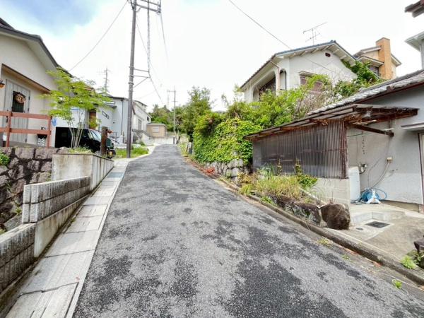 生駒市北新町の土地の前面道路含む現地写真画像