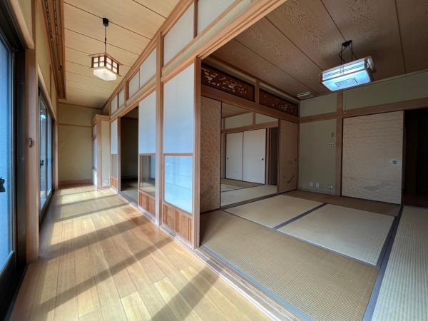 生駒市生駒台北の中古一戸建の和室画像