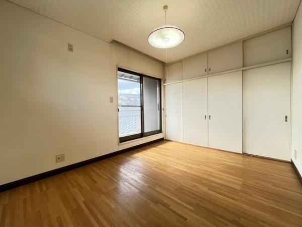 生駒市生駒台北の中古一戸建の洋室画像