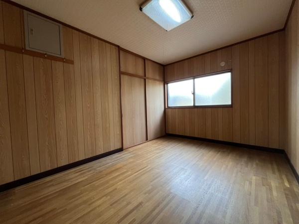 生駒市生駒台北の中古一戸建の洋室画像
