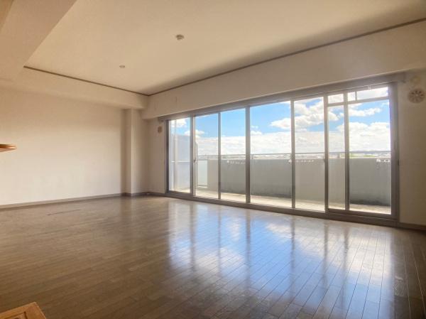 アコール学園前のリビング画像