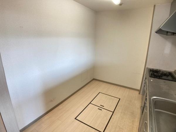 アコール学園前のキッチン画像