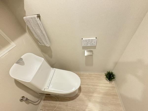 ヴェルナール富雄2番館のトイレ画像