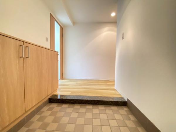 グランドメゾン学園前ベリエの玄関画像