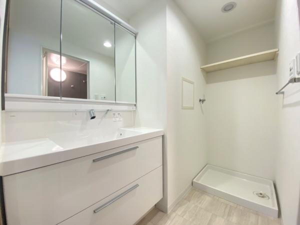 ステイツ富雄の洗面台・洗面所画像