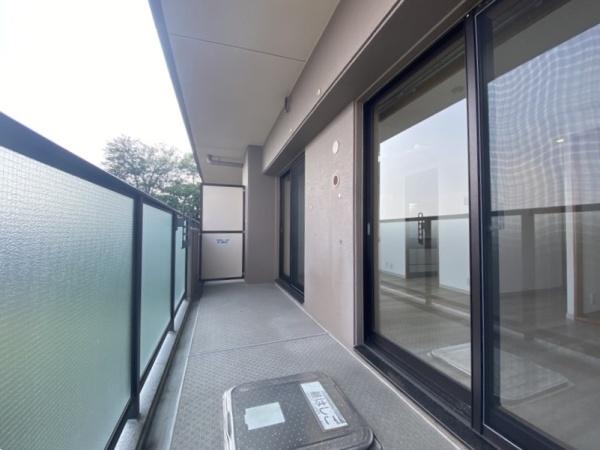 ステイツ富雄のバルコニー画像