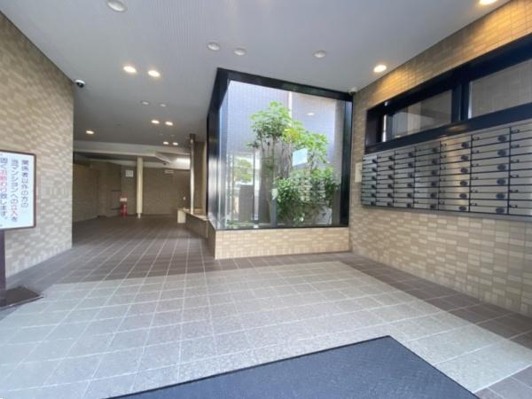 ステイツ富雄のエントランス画像