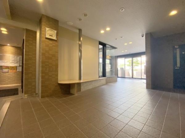 ステイツ富雄のエントランス画像