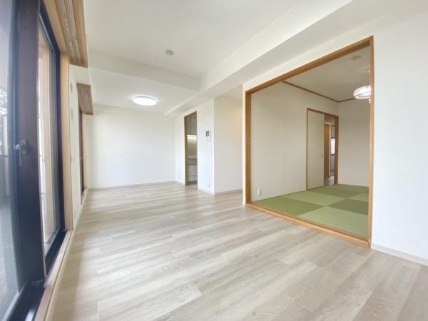 ステイツ富雄のリビング画像