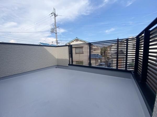 生駒市俵口町の新築一戸建のバルコニー画像