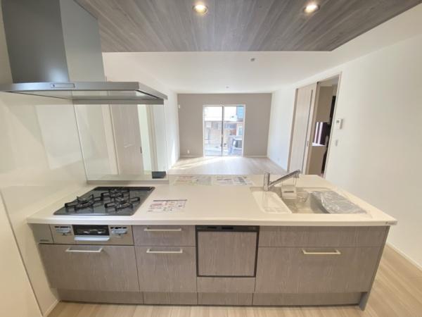 生駒市俵口町の新築一戸建のキッチン画像