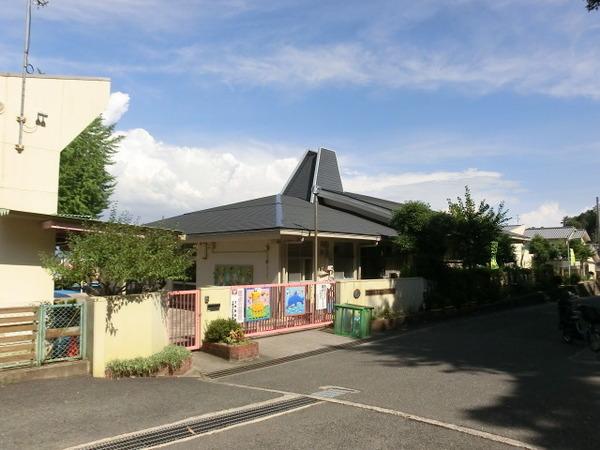 生駒市あすか野北3丁目中古一戸建の幼稚園・保育園画像
