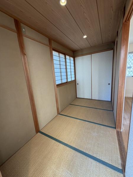 奈良市中町　中古戸建の和室画像