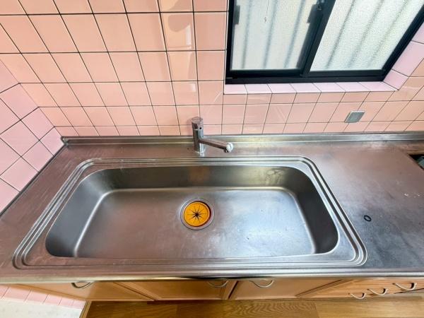 生駒市真弓３丁目の中古一戸建のキッチン画像