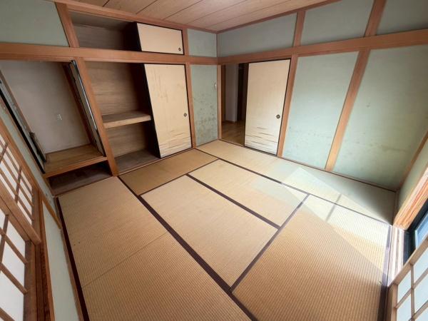 生駒市真弓３丁目の中古一戸建の和室画像