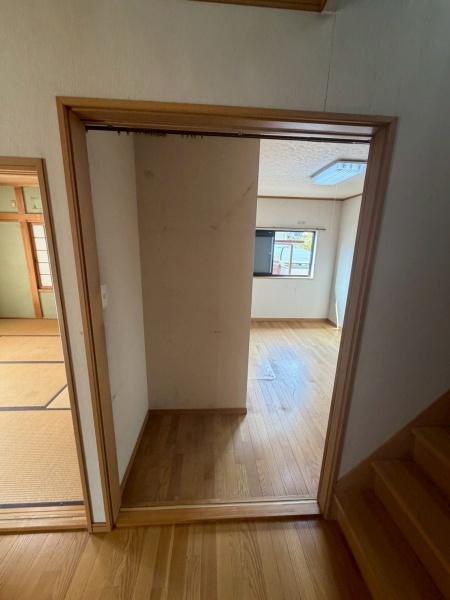 生駒市真弓３丁目の中古一戸建の洋室画像