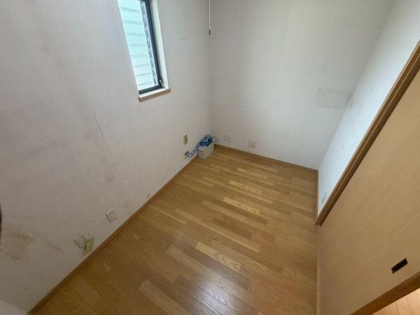 生駒市真弓３丁目の中古一戸建の収納画像