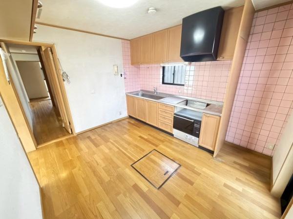 生駒市真弓３丁目の中古一戸建のキッチン画像