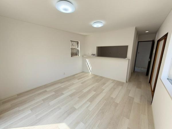 生駒郡斑鳩町龍田南５丁目のリビング画像