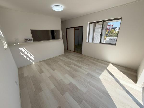 生駒郡斑鳩町龍田南５丁目のリビング画像