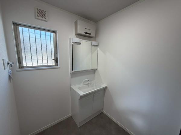 生駒郡斑鳩町龍田南５丁目の洗面台・洗面所画像