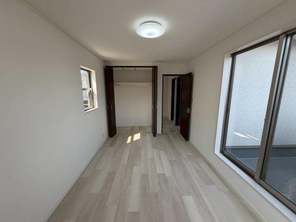 生駒郡斑鳩町龍田南５丁目の洋室画像