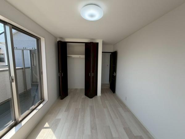 生駒郡斑鳩町龍田南５丁目の洋室画像