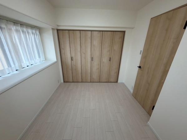 ふぁみーゆ生駒弐番館の洋室画像