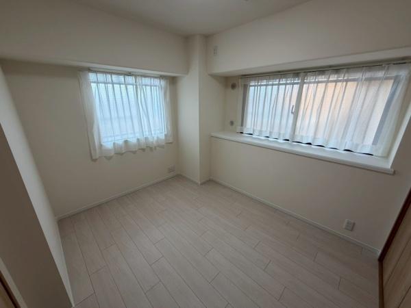 ふぁみーゆ生駒弐番館の洋室画像