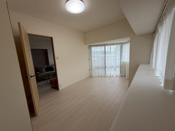 ふぁみーゆ生駒弐番館の洋室画像