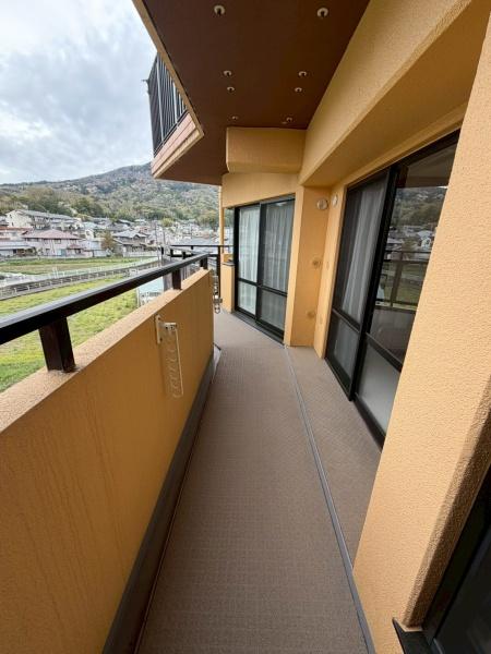 ふぁみーゆ生駒弐番館のバルコニー画像