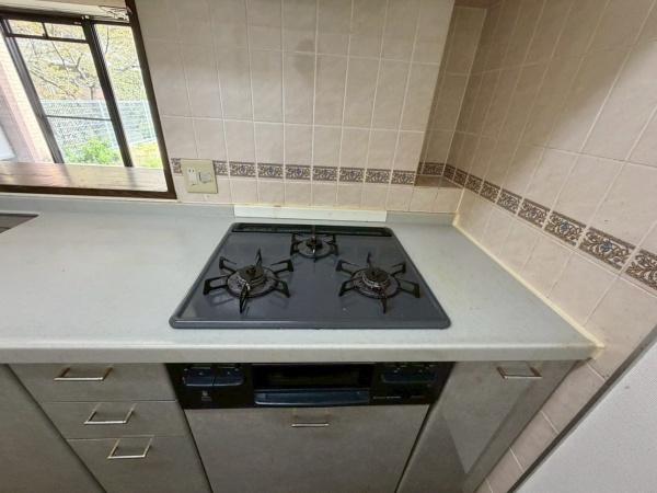 ローレルスクエア登美ヶ丘18番館のキッチン画像