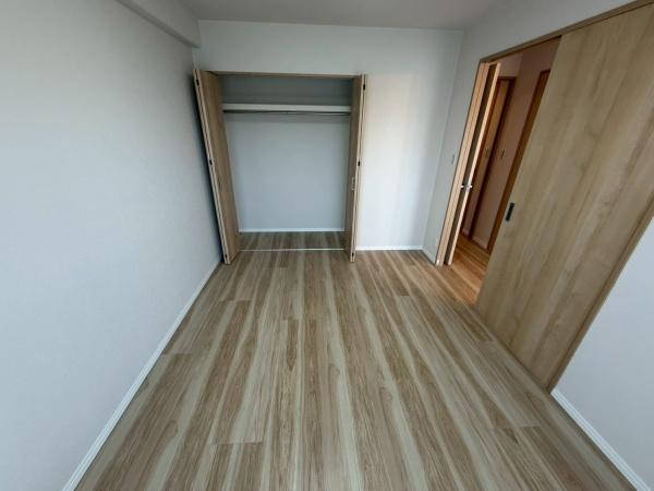 シャンティーあやめ池の洋室画像