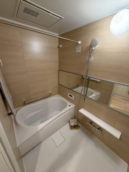 シャンティーあやめ池のバス画像