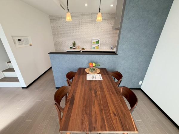 奈良県奈良市高畑町347-1のリビング画像