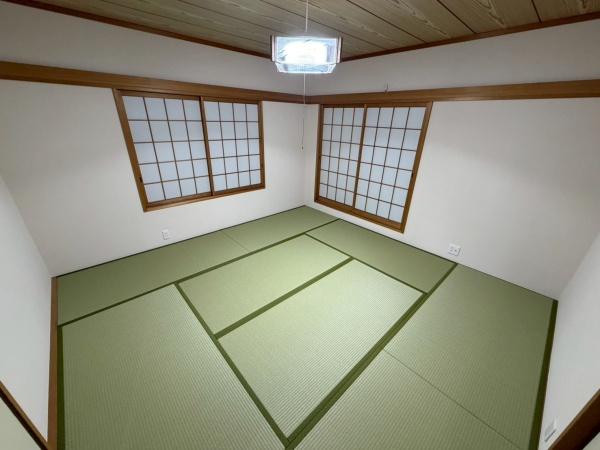 生駒市小明町　中古戸建の和室画像