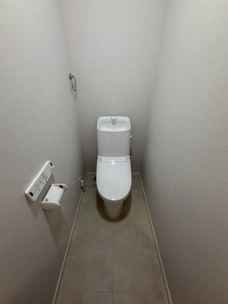 北葛城郡王寺町 中古戸建のトイレ画像