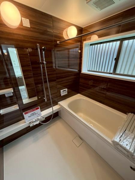 生駒市喜里が丘2丁目のバス画像