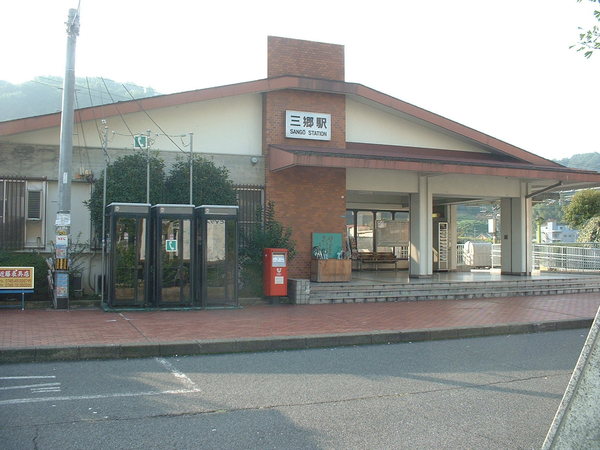 北葛城郡王寺 中古住宅の駅画像