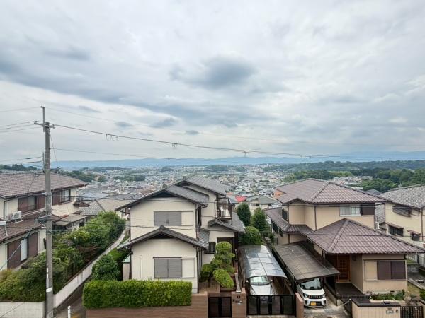 北葛城郡王寺 中古住宅の現地からの眺望画像
