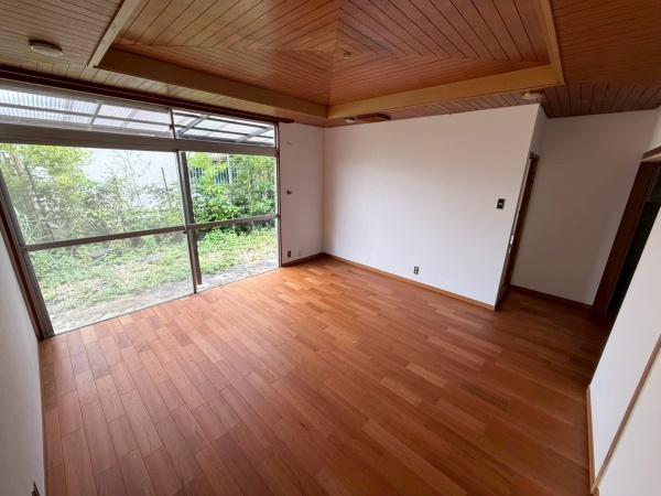 生駒市軽井沢 中古一戸建のリビング画像