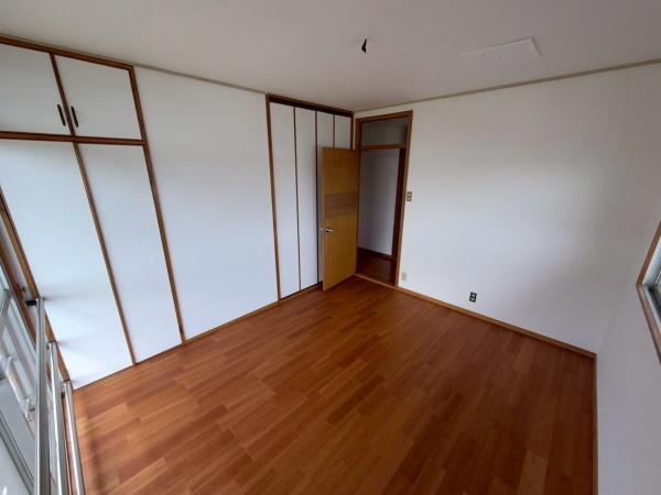 生駒市軽井沢 中古一戸建の洋室画像