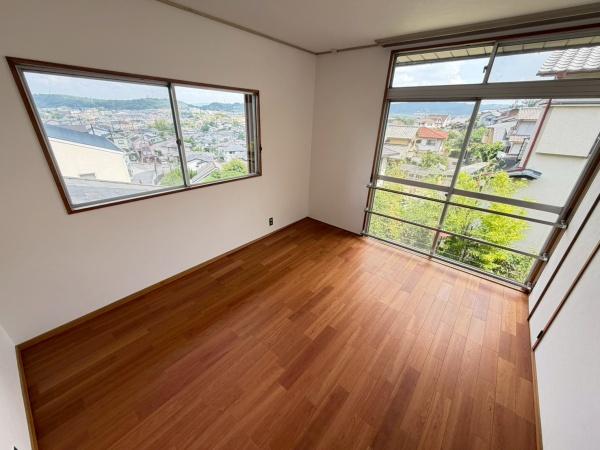 生駒市軽井沢 中古一戸建の洋室画像