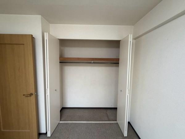 ヴァルシオン生駒の収納画像