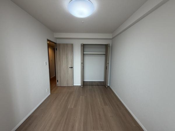 プレミスト天理の洋室画像