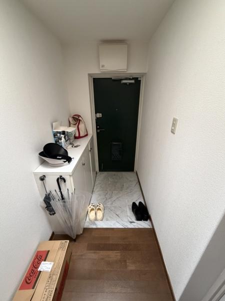 朝日プラザ生駒セントヒルズの玄関画像
