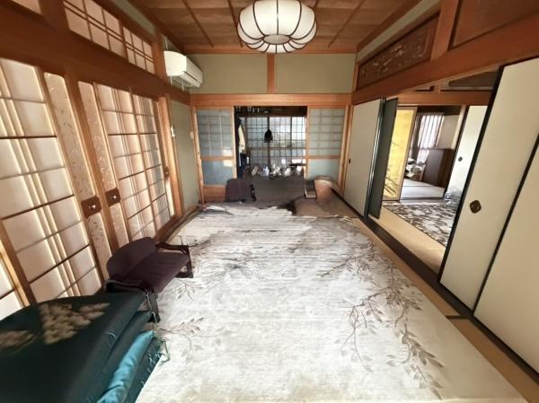 生駒市小明町の中古一戸建の和室画像