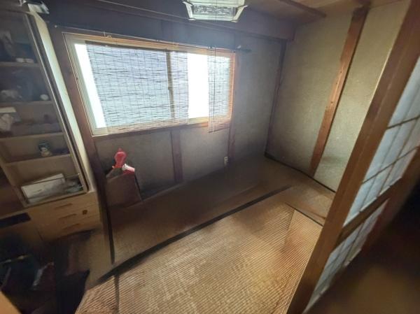 生駒市小明町の中古一戸建の和室画像