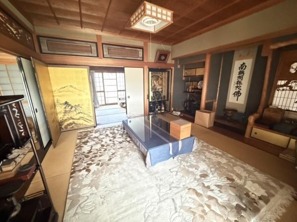 生駒市小明町の中古一戸建の和室画像