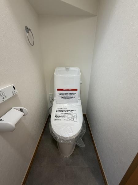 大和郡山市矢田山町の中古一戸建のトイレ画像